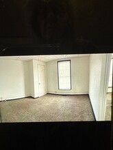 577 W Cunningham St apt 2 in Butler, PA - Foto de edificio - Building Photo