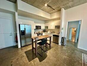 133 NE 2nd Ave, Unit 2706 in Miami, FL - Building Photo - Building Photo