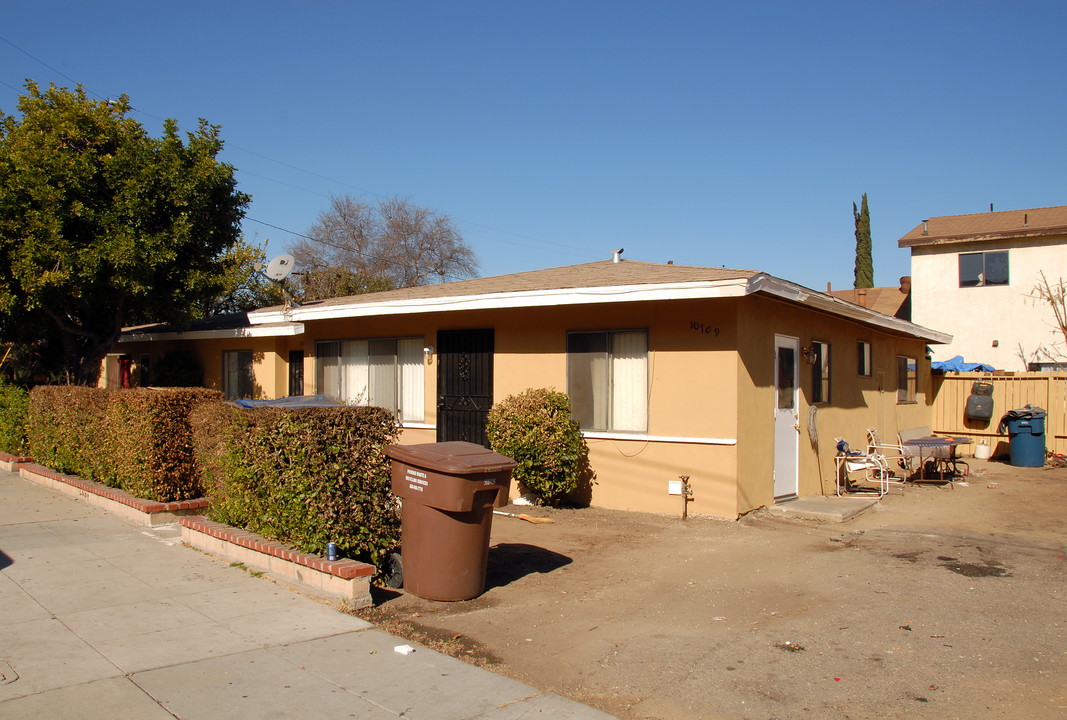 10713 Brockway Ave in El Monte, CA - Building Photo