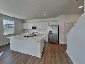 206 Kramer Mills Dr in Columbus, OH - Building Photo - Building Photo