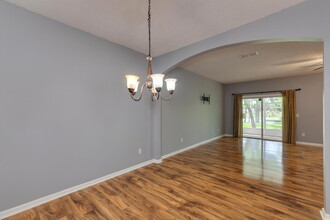 459 Sherwood Oaks Dr in Orange Park, FL - Foto de edificio - Building Photo