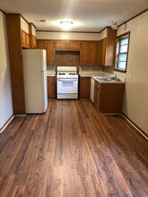 116 Lilly St in Searcy, AR - Building Photo - Building Photo