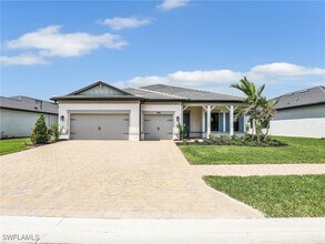 1945 Don Benito Wy in Naples, FL - Building Photo - Building Photo