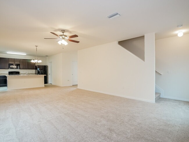 6305 Merrifield Dr in Zephyrhills, FL - Building Photo - Building Photo