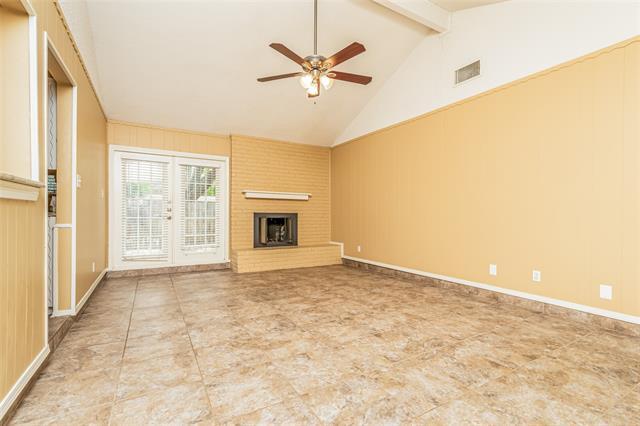 3410 Dovecreek Dr in Arlington, TX - Building Photo - Building Photo