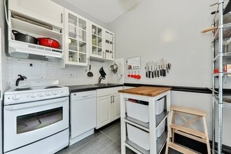1091 Boylston St, Unit 2 in Boston, MA - Building Photo - Building Photo