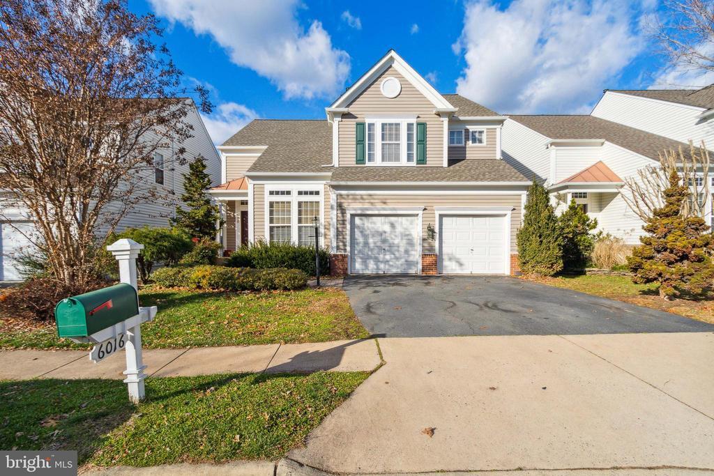 6016 Smooth Stone Pl in Haymarket, VA - Building Photo