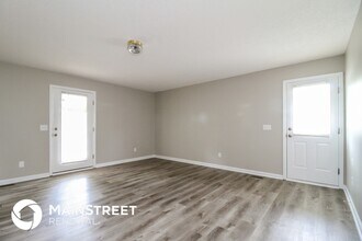 2000 Pembrooke Forest Dr in Winston-Salem, NC - Building Photo - Building Photo