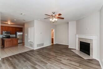 12419 Pinestraw Rd in Rhome, TX - Building Photo - Building Photo