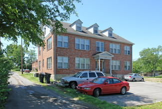 2137 Fairfax Ave in Nashville, TN - Building Photo - Building Photo