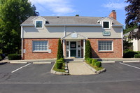 River Place Apartments in Gladstone, OR - Foto de edificio - Building Photo