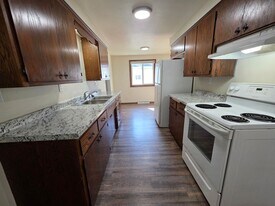 1263-1265 Meadow Ln in Neenah, WI - Building Photo