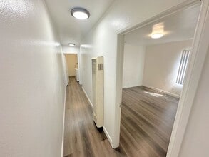 2051-2053 W 54th St in Los Angeles, CA - Building Photo - Building Photo