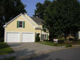 2805 Parliament Cir in Marietta, GA - Building Photo