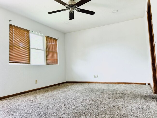 1301 Johnson Dr in Junction City, KS - Building Photo - Building Photo