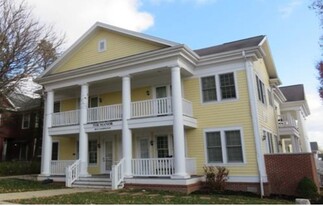 The Manor in Bloomington, IN - Building Photo