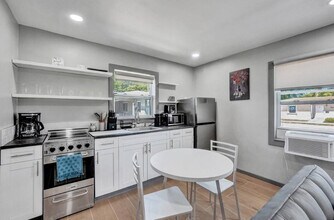 824 S 20th Ave in Hollywood, FL - Building Photo - Building Photo