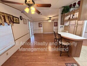 1504 Valiant Dr in Lakeland, FL - Building Photo - Building Photo