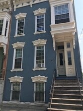 1 Dana Ave in Albany, NY - Building Photo - Building Photo