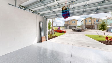 19525 Fairhill Ct in Lehigh Acres, FL - Building Photo - Building Photo