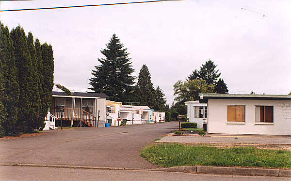 535 SW MAPLE St in Hillsboro, OR - Building Photo