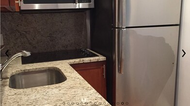 429 Marlborough St, Unit 3A in Boston, MA - Building Photo - Building Photo