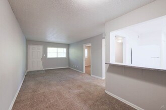 2213 Briarcliff Rd NE in Atlanta, GA - Building Photo - Building Photo