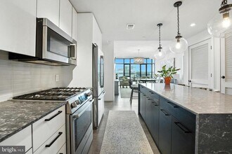 70 N St SE in Washington, DC - Building Photo - Building Photo