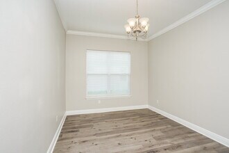 206 Montara Drive in Seffner, FL - Building Photo - Building Photo
