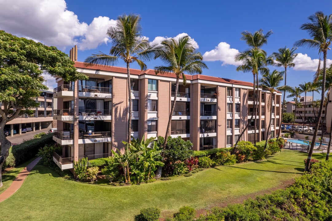 Maalaea Yacht Club in Wailuku, HI - Building Photo