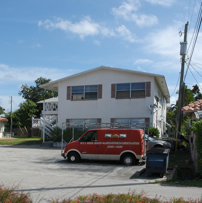 915 N 16th Ct in Hollywood, FL - Building Photo - Building Photo