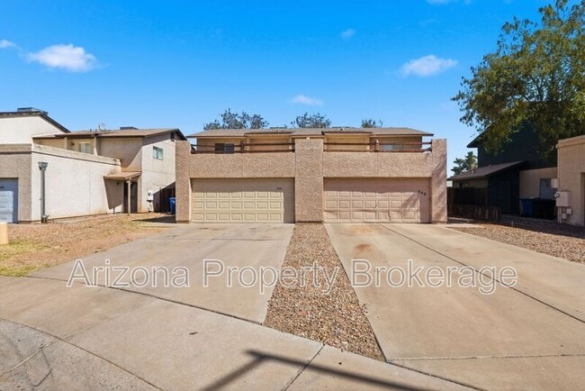 238 E Vine Cir in Mesa, AZ - Building Photo - Building Photo