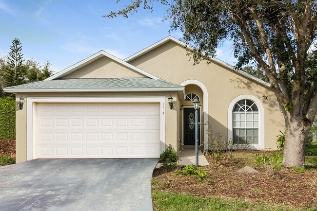 property at 3318 Cypress Point Cir