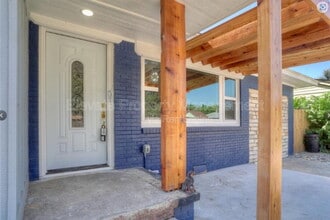 1908 Sheffield Rd in The Village, OK - Building Photo - Building Photo