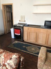 24 Perry St in Richmond, VA - Foto de edificio - Building Photo