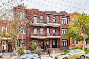 3528 Prud'homme Av in Montréal, QC - Building Photo