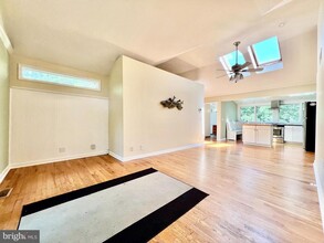 166 Severn Way in Arnold, MD - Building Photo - Building Photo