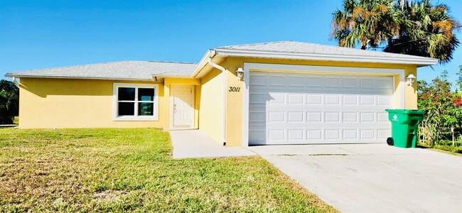 property at 3011 Harvard Cir