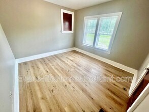 521 E Broadway St in Princeton, IN - Building Photo - Building Photo
