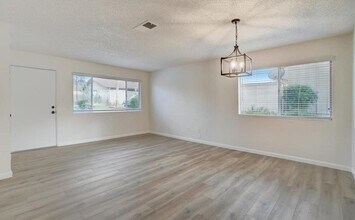 2500 Florida Ln in Antioch, CA - Building Photo - Building Photo