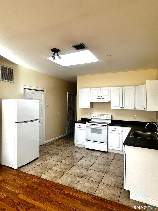 property at 32 W Main St