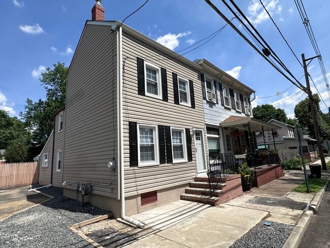 property at 107 Elizabeth St