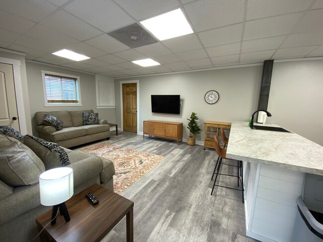 312 S 13th St, Unit 312 in Mattoon, IL - Foto de edificio - Building Photo