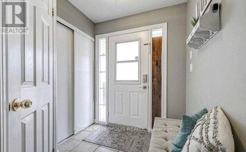 179 Cornish Dr in Courtice, ON - Building Photo - Building Photo