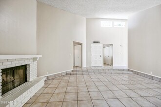 7725 E Rovey Ave in Scottsdale, AZ - Building Photo - Building Photo