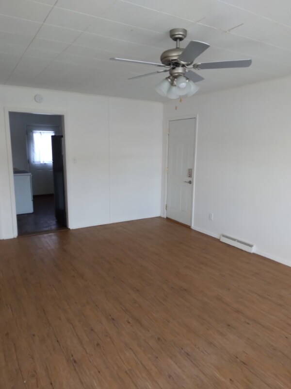 3433 Flansburg Rd-Unit -B in Jackson, MI - Building Photo - Building Photo