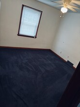 323 1st Ave in Hyde Park, PA - Building Photo - Building Photo