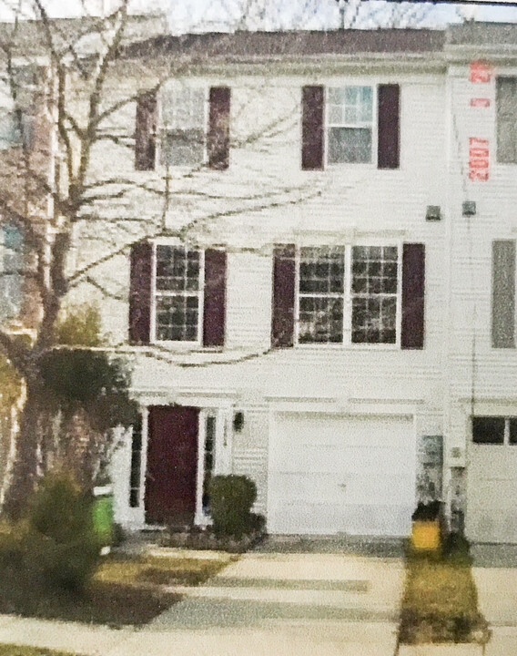 3634 Marcey Creek Rd in Laurel, MD - Building Photo