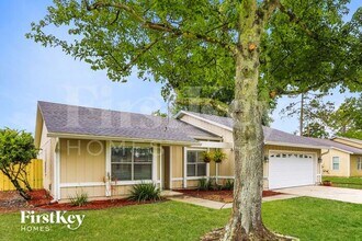 10865 Saddlehorn Dr in Jacksonville, FL - Building Photo - Building Photo