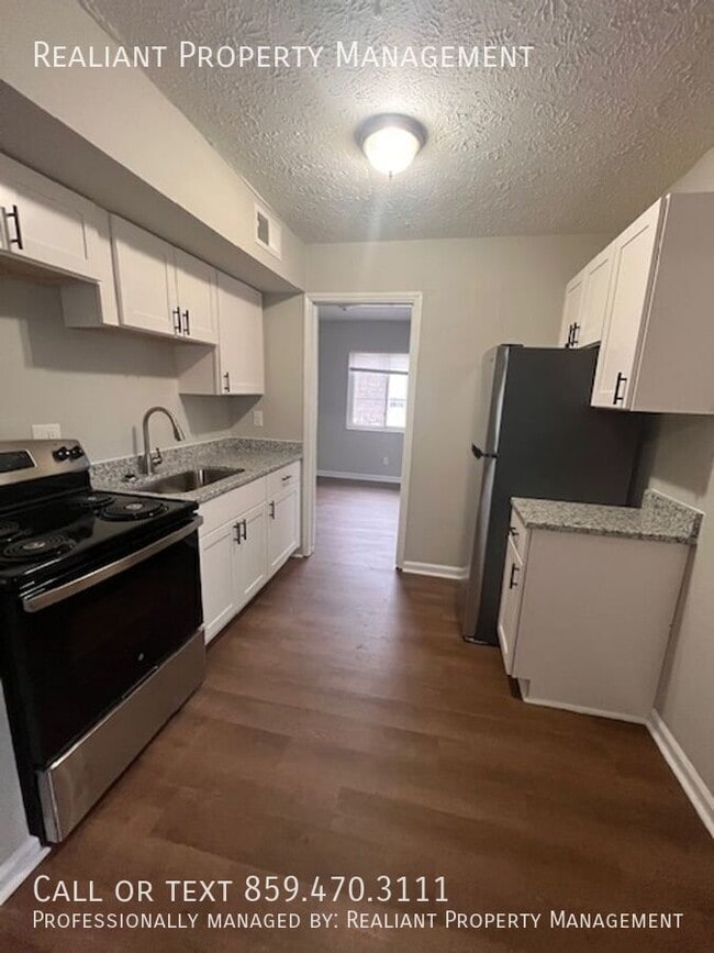 property at 208 Lakeshore Dr